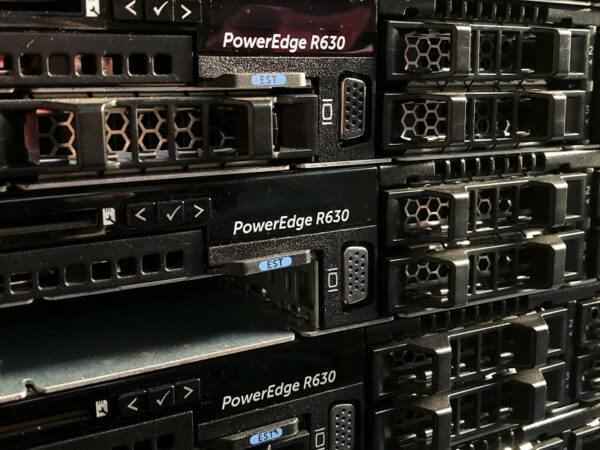 DELL Poweredge R630 8xSFF - Efficience
