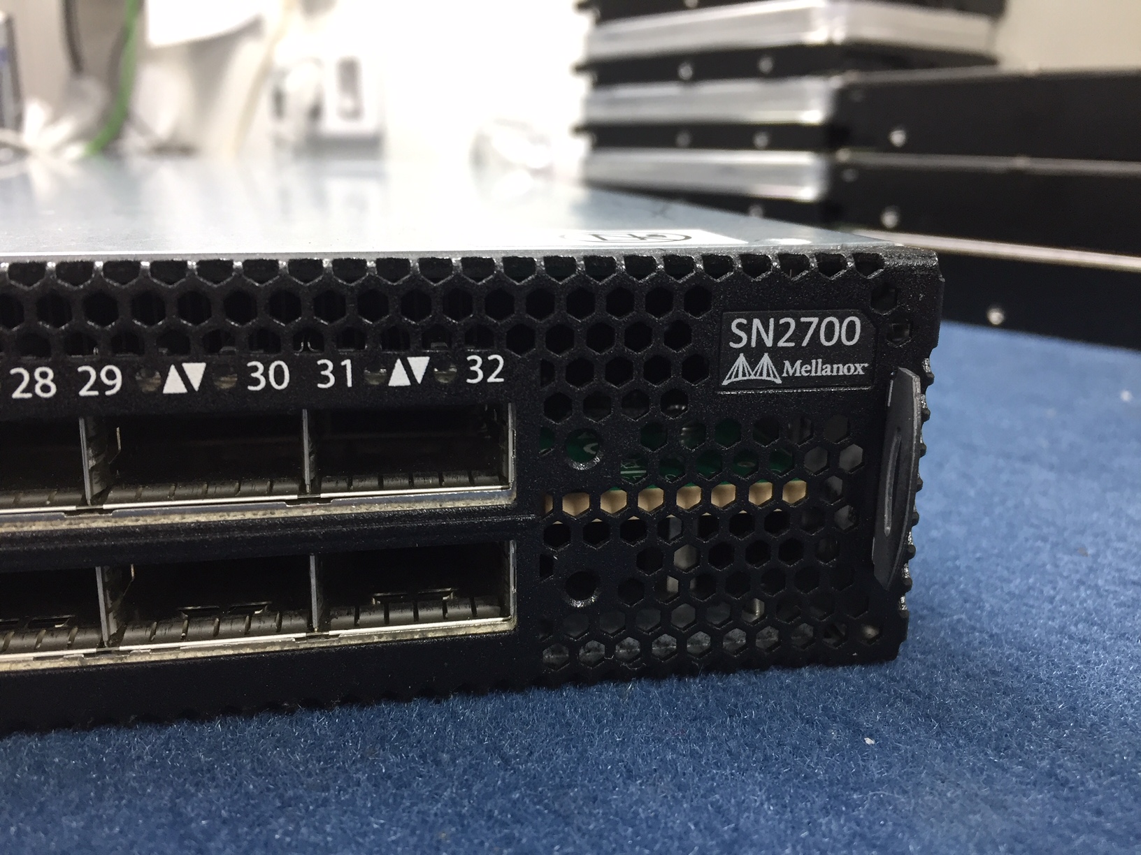 MELLANOX Switch SN2700CS2ROS 32 ports 100Gbps QSFP+ Serveurs d