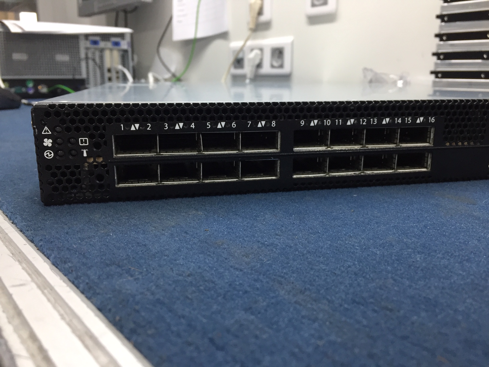 MELLANOX Switch SN2700CS2ROS 32 ports 100Gbps QSFP+ Serveurs d