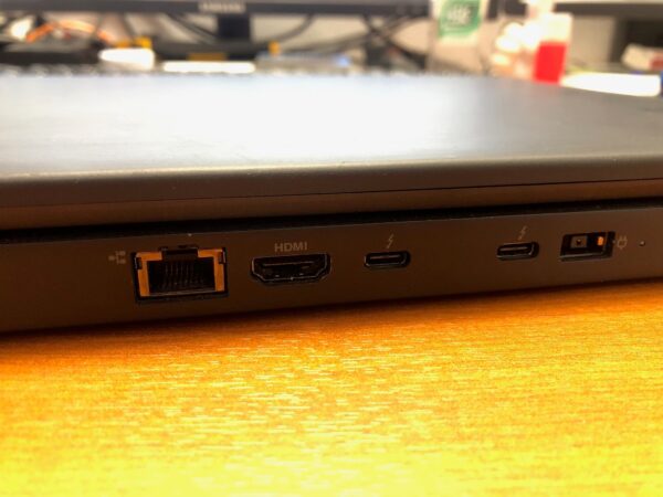 PC Portable - LENOVO/ P52 20MAS-S20Y00 / 15.6" / I7 8850H / 16 Gb / SSD Samsung 512 Go / Quadro P1000 – Image 7